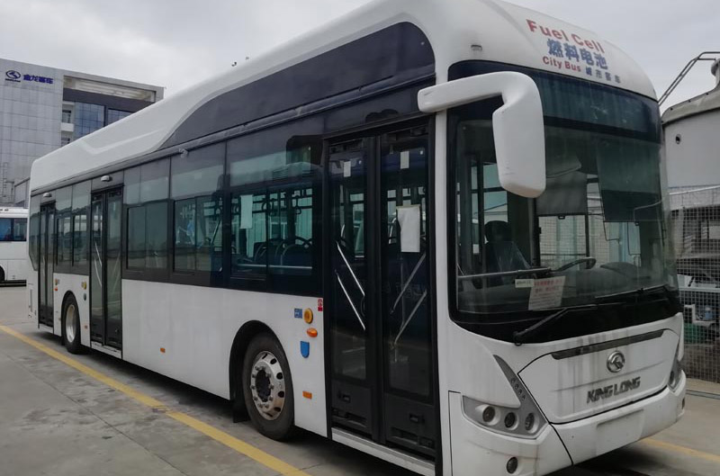 60-鸿力-金龙牌XMQ6127AGFCEV1燃料电池城市客车.jpg